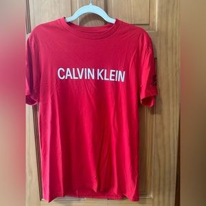Mens Calvin Klein Tee size medium